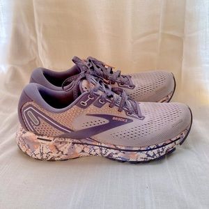 Brooks Ghost 14